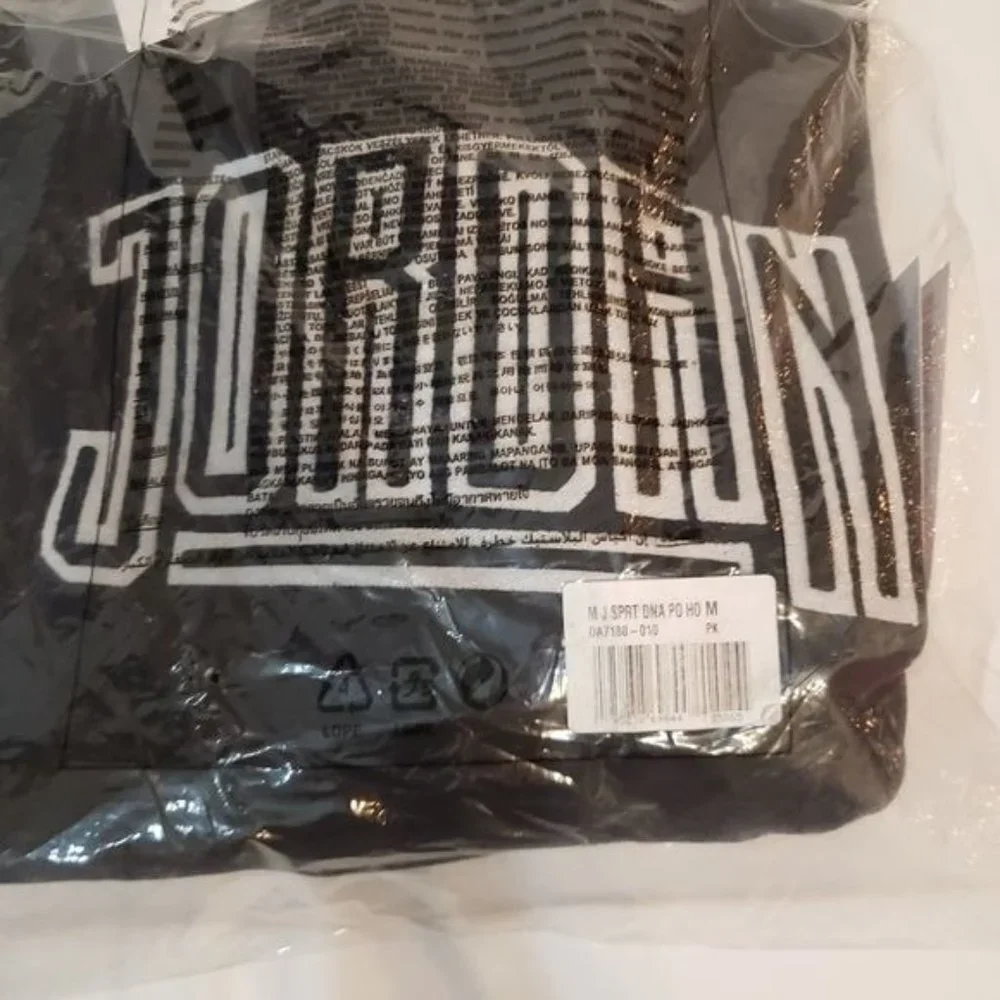 NWT Jordan Sport DNA Pullover Hoodie Size medium‎